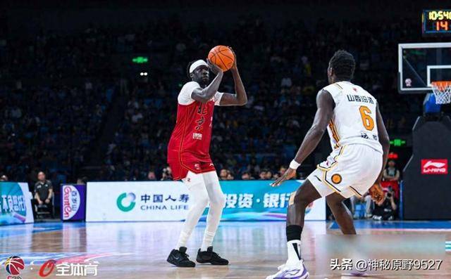 关于半场悬念：54-51，北京队略占优势，比赛火药味十足！的信息